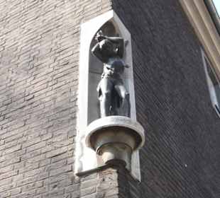 Skulptur am Stiftsplatz