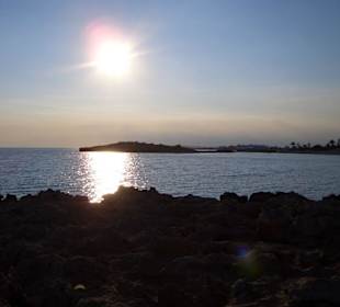 Ein Sonenuntergang am Nissi Beach