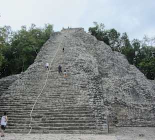 Pyramide in Coba für Mutige lohnt sich der Aufstieg