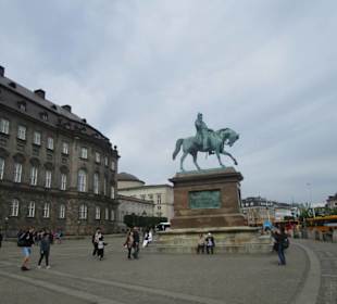  Schloß Christiansborg