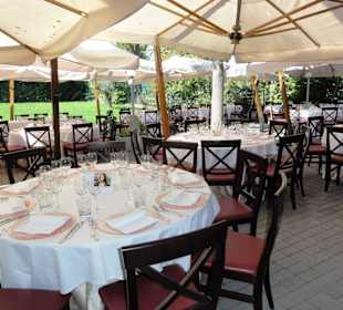 Festliche Tischdekoration