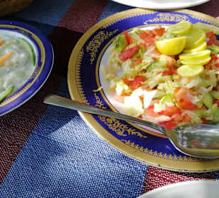 Ein Menü vom Mittagessen