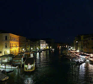 Von der Rialto Brücke