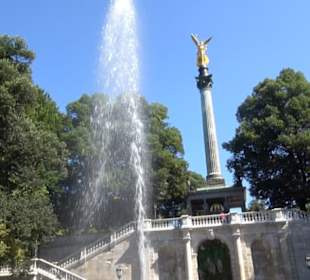 Fontäne am Friedensengel