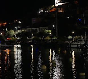 Bei einem Spaziergang durch Novi Vinodolski