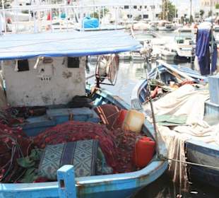 Fischerboot im Hafen von Port el Kantaoui