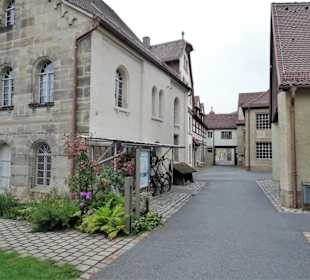 Im Außenbereich des Indurstriemuseums