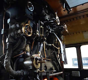 Führerstand der Dampflok