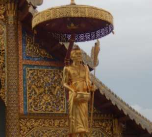 Vor dem Wat Pra Singh