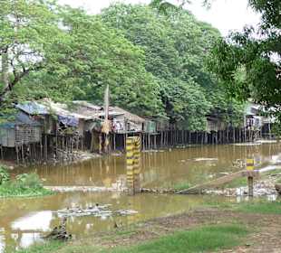 Häuser am Siem Reap River