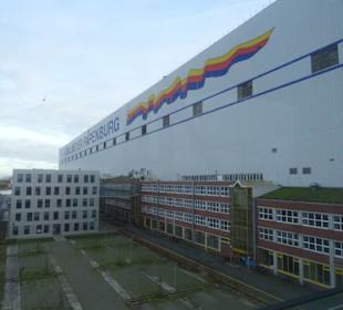 Werfthalle von außen