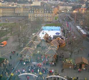 Veduta dall'alto con mercatini di Natale