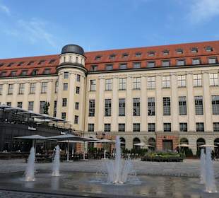 Beim FORUM an der MUSEUMSINSEL