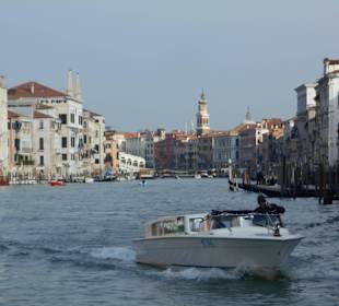 Eine Vaporetto-Fahrt von Lido bis Rialto