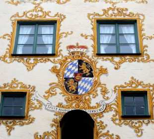 Bemalung am Einlasstor