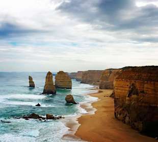 12 Apostles