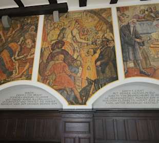 Wandmalereien zur Stadtgeschichte