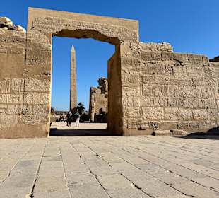 Teilweise noch mit Orginalsteinplatten