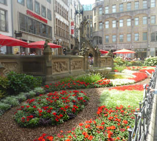 Heinzelmännchenbrunnen