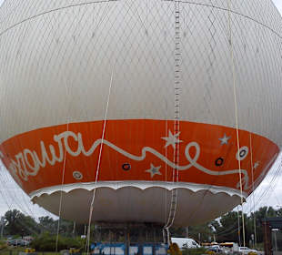 Balon Orange na Ziemi