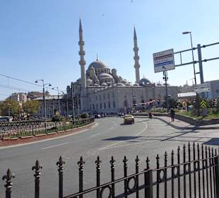 Straße hoch zur Altstadt