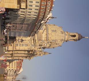 Hotel ist 30m von der Frauenkirche entfernt