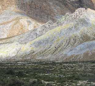 Skału powstałe w wyniku wyrzutów lawy