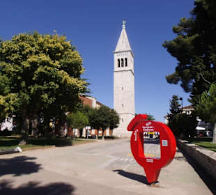 Campanile der Kirche St. Pelaghius