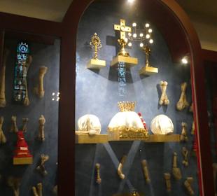 Eibinger Reliquienschatz, Kirche St. Hildegard