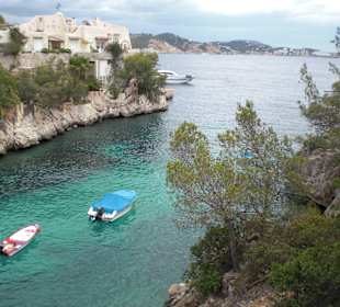 Der Strand Cala Fornells