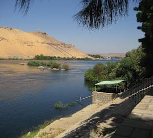 Rundgang über Geziret El-Nabatat