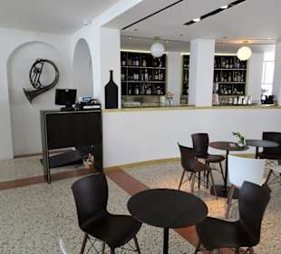 Im Barbereich des Restaurants