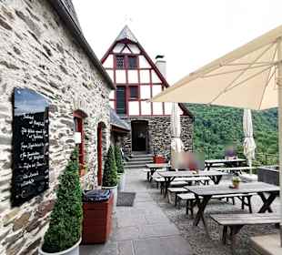 Burg Eltz Gaststätte