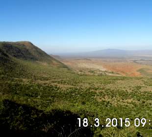 Blick hinab auf die fruchtbaren Ebenen