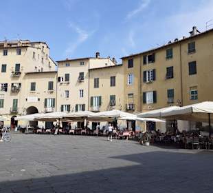 Piazza dell' Anfiteatro