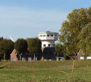 Das Storchennest, Nahe Parkplatz