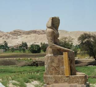 Memnon Kolosse