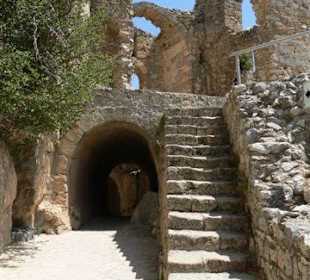 steile Treppen und schmale Gänge