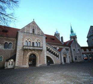 Ansicht der Burg vom Burgplatz