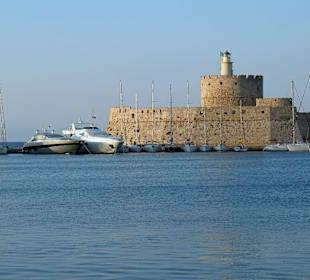Impressionen Mandraki Hafen & Umgebung