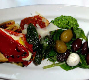 Gemischte warme Vorspeisen