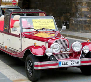 Sightseeingtour mit einem Cabrio