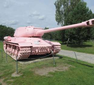 Auf dem Gelände des Militärmuseums Lesany