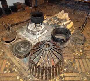 Die Feuerstelle des Mühlenhauses