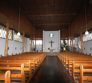 Blick in das Kirchenschiff