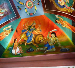 Deckenmalereien im Tempel