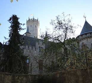 Starke Mauern und Türme