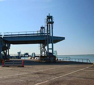 Terminal im Fährhafen