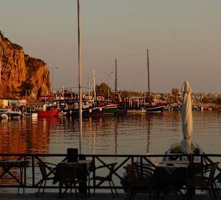 Abendstimmung am Hafen von Limenaria