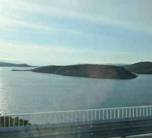 Fahrt über die Brücke vom Festland zur Insel Krk